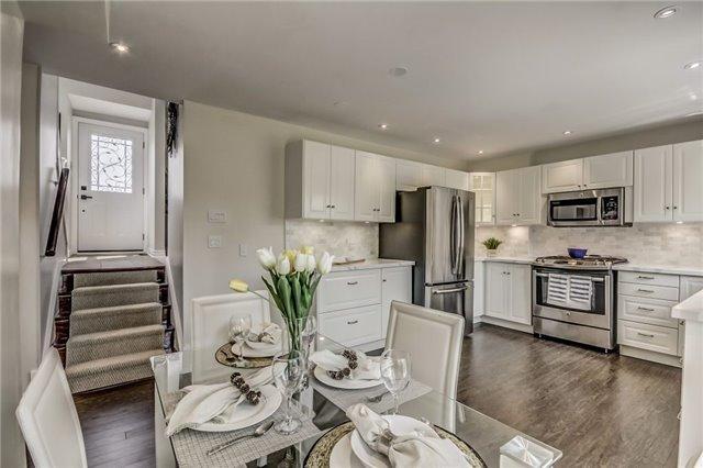 104 Marbury Cres, House semidetached with 3 bedrooms, 2 bathrooms and 3 parking in Toronto ON | Image 10