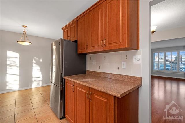 98 - 1900 Marquis Avenue, Townhouse with 3 bedrooms, 2 bathrooms and 1 parking in Ottawa ON | Image 10