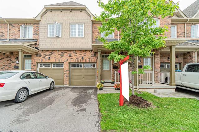 63 Utopia Way, House attached with 3 bedrooms, 4 bathrooms and 1 parking in Brampton ON | Image 1