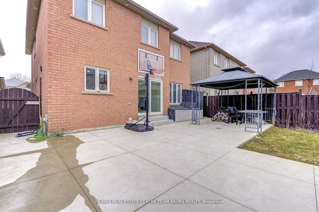 47 Sir Jacobs Cres, House detached with 4 bedrooms, 4 bathrooms and 6 parking in Brampton ON | Image 29