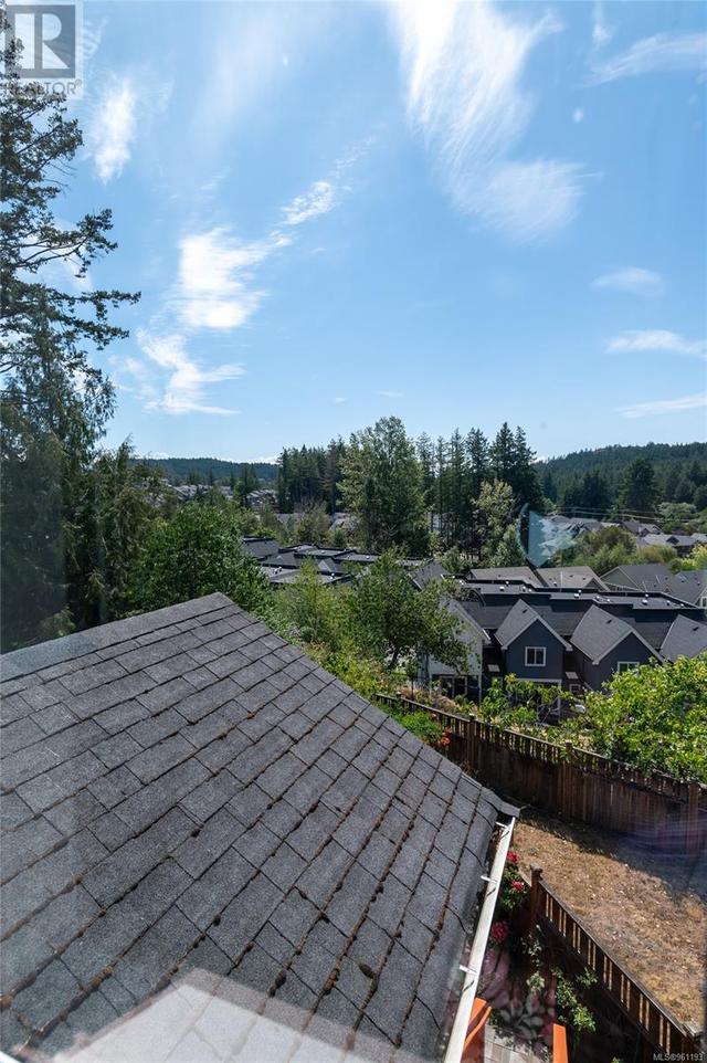 943 Thrush Pl, House detached with 4 bedrooms, 4 bathrooms and 2 parking in Langford BC | Image 25