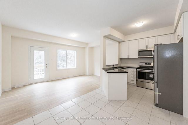 21 Jell St, House attached with 3 bedrooms, 3 bathrooms and 3 parking in Guelph ON | Image 15
