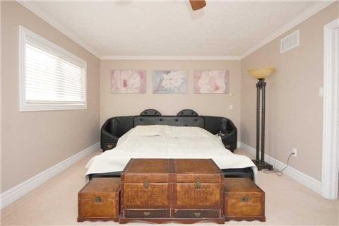110 Penvill Tr, House detached with 4 bedrooms, 4 bathrooms and 4 parking in Barrie ON | Image 12