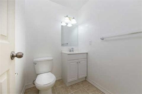 128 Plumrose Ptwy, House detached with 4 bedrooms, 4 bathrooms and 2 parking in Toronto ON | Image 8