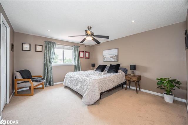 7 Bard Boulevard, House detached with 4 bedrooms, 2 bathrooms and 4 parking in Guelph ON | Image 22