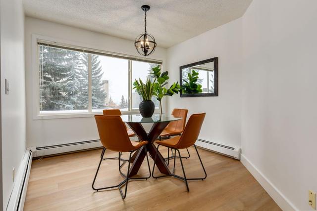 3 - 118 Village Heights Sw, Condo with 2 bedrooms, 2 bathrooms and 1 parking in Calgary AB | Image 6