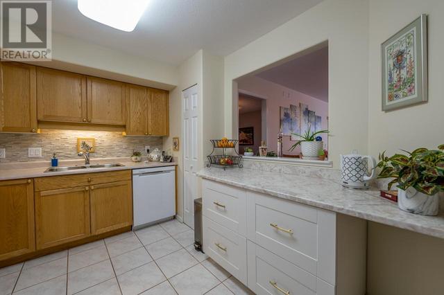 208 - 860 Nicolani Drive, Condo with 2 bedrooms, 2 bathrooms and null parking in Kamloops BC | Card Image