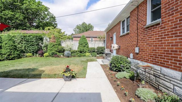 77 Strabane Ave, House detached with 3 bedrooms, 2 bathrooms and 5 parking in Barrie ON | Image 36