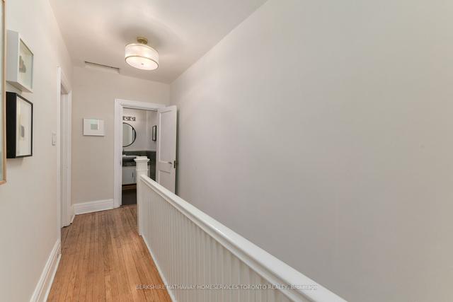90 Ilford Rd, House detached with 2 bedrooms, 1 bathrooms and 2 parking in Toronto ON | Image 9