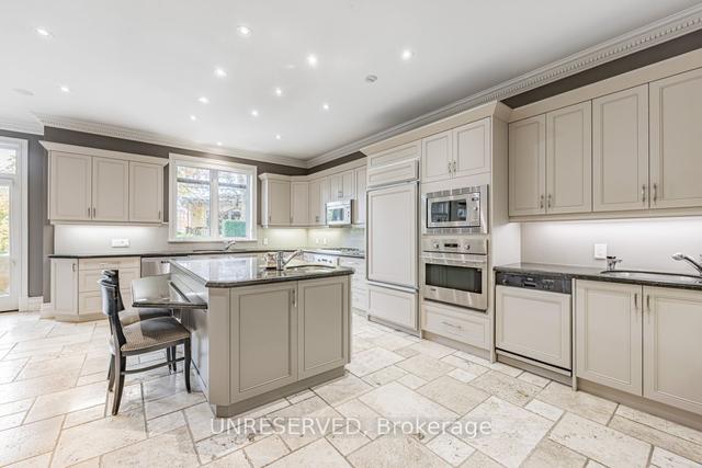 136 Dalemount Ave, House detached with 6 bedrooms, 8 bathrooms and 15 parking in Toronto ON | Image 40