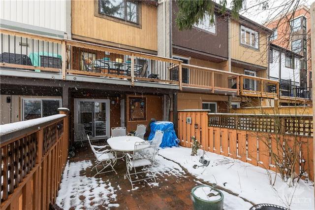333 St Andrew Street, Townhouse with 3 bedrooms, 2 bathrooms and 3 parking in Ottawa ON | Image 26