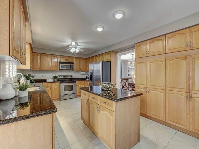 5 Summergate Crt, House detached with 4 bedrooms, 5 bathrooms and 9 parking in Caledon ON | Image 5