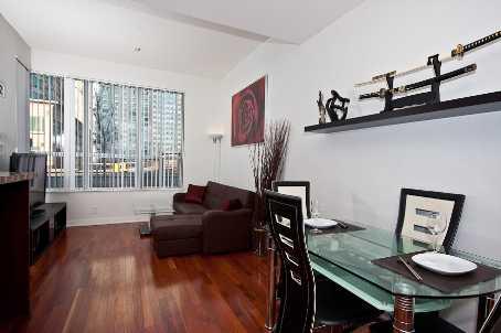 th103 - 36 Lee Centre Dr, Townhouse with 2 bedrooms, 2 bathrooms and 1 parking in Toronto ON | Image 6