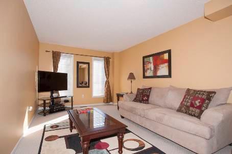 unit 6 - 2 Sir Lou Dr, Townhouse with 3 bedrooms, 2 bathrooms and 2 parking in Brampton ON | Image 3