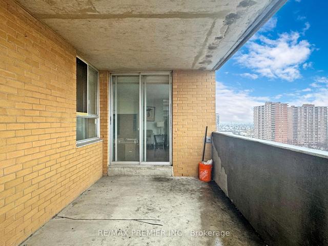 1611 - 40 Panorama Crt, Condo with 3 bedrooms, 2 bathrooms and 1 parking in Toronto ON | Image 25