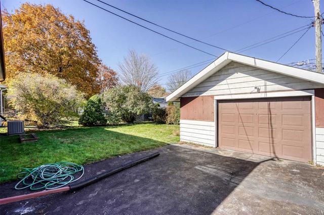 702 Crawford Pl, House detached with 3 bedrooms, 2 bathrooms and 4 parking in Peterborough ON | Image 29