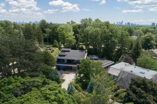 5 Pheasant Lane, House detached with 4 bedrooms, 5 bathrooms and 7 parking in Toronto ON | Image 23