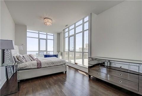 2701 - 21 Grand Magazine St, Condo with 3 bedrooms, 3 bathrooms and 2 parking in Toronto ON | Image 15