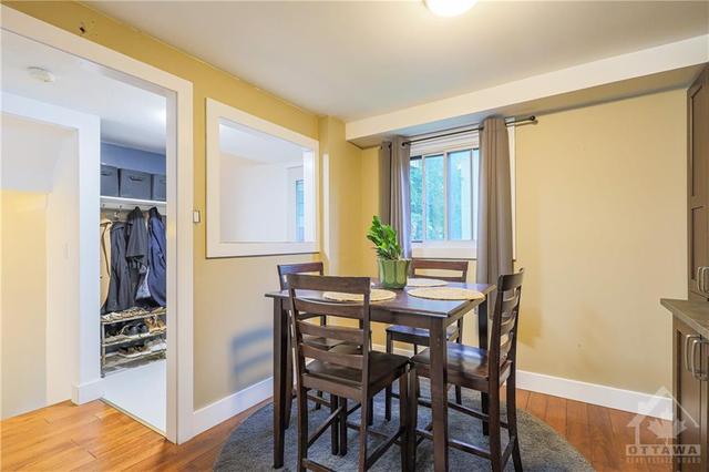 81 Thistledown Court, Townhouse with 3 bedrooms, 2 bathrooms and 1 parking in Ottawa ON | Image 6