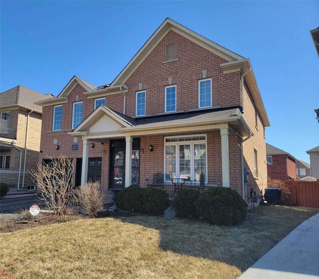 8 Darou Cres, House detached with 5 bedrooms, 4 bathrooms and 4 parking in Brampton ON | Image 1