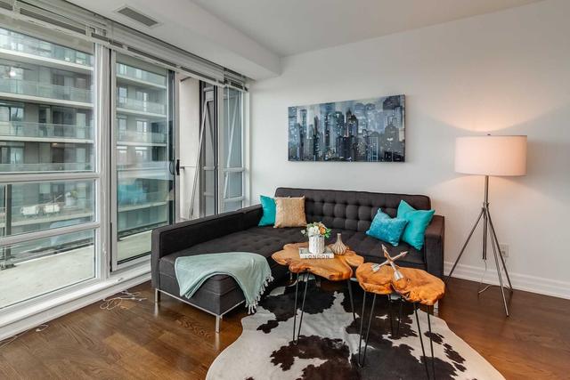 1001 - 500 St Clair Ave W, Condo with 2 bedrooms, 1 bathrooms and 1 parking in Toronto ON | Image 9