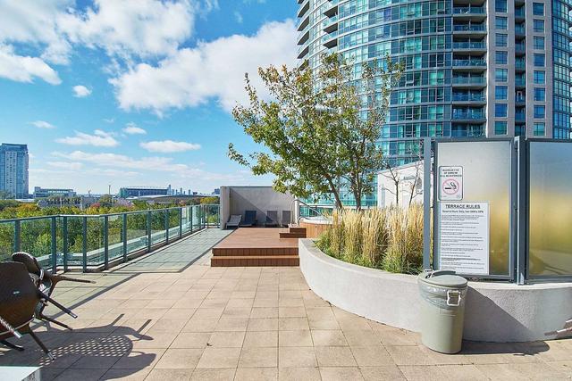 1210 - 215 Fort York Blvd, Condo with 2 bedrooms, 2 bathrooms and 1 parking in Toronto ON | Image 17