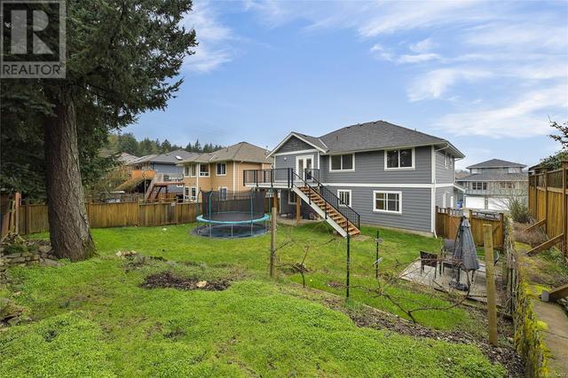 2243 Setchfield Ave, House detached with 5 bedrooms, 3 bathrooms and 2 parking in Langford BC | Image 29