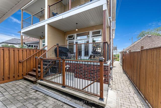 309 Kane Ave, House semidetached with 3 bedrooms, 4 bathrooms and 4 parking in Toronto ON | Image 25