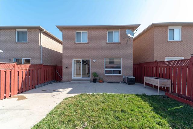 9 Lauraglen Cres, House detached with 4 bedrooms, 4 bathrooms and 6 parking in Brampton ON | Image 31