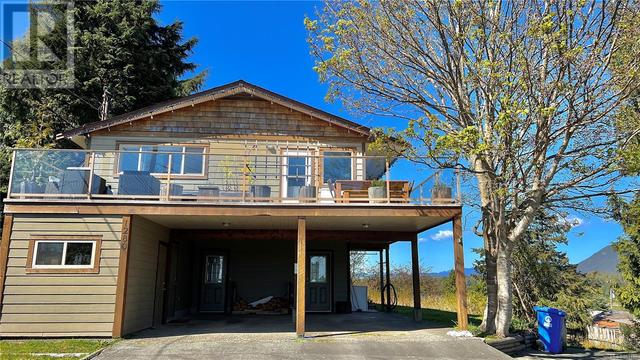 1280 Rupert Rd, House detached with 5 bedrooms, 3 bathrooms and 3 parking in Ucluelet BC | Image 2