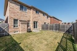 92 Flurry Circ, House semidetached with 4 bedrooms, 4 bathrooms and 3 parking in Brampton ON | Image 7
