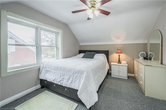 119 Margaret Avenue S, House detached with 4 bedrooms, 2 bathrooms and 7 parking in Waterloo ON | Image 18