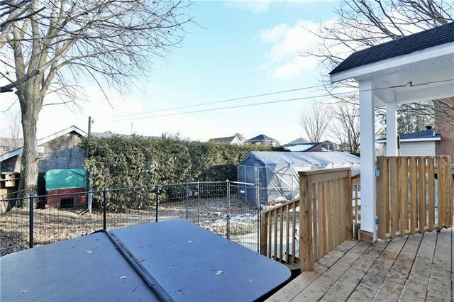 321 Barr Street, House detached with 3 bedrooms, 2 bathrooms and 5 parking in Renfrew ON | Image 27