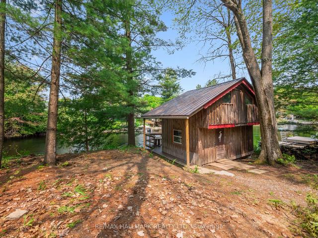 31 Government Dock Rd, House detached with 4 bedrooms, 2 bathrooms and 4 parking in Kawartha Lakes ON | Image 22