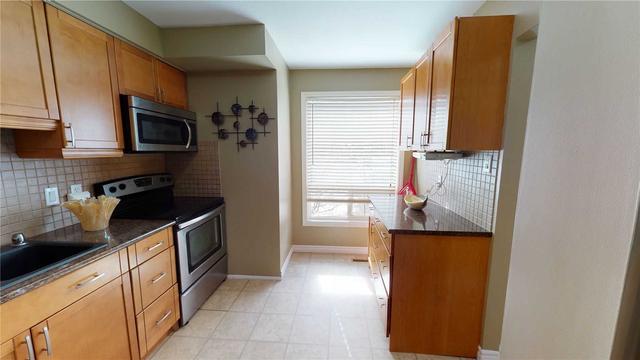 41 - 32 Mowat Blvd, Condo with 3 bedrooms, 2 bathrooms and 1 parking in Kitchener ON | Image 38