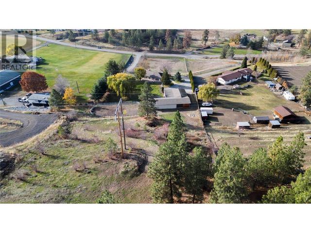 5731 Anderson Road, House detached with 4 bedrooms, 4 bathrooms and 11 parking in Central Okanagan BC | Image 58