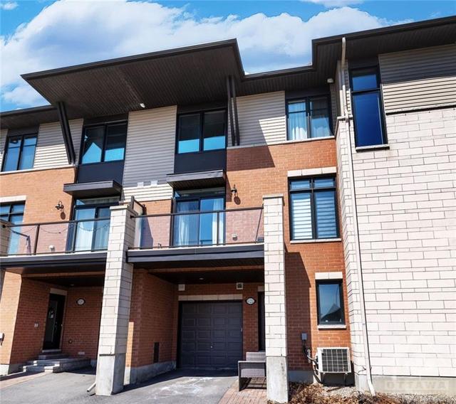 622 Chaperal Private, Townhouse with 2 bedrooms, 3 bathrooms and 2 parking in Ottawa ON | Image 1