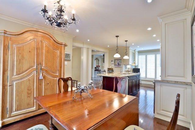30 Hedgewood Rd, House detached with 3 bedrooms, 4 bathrooms and 6 parking in Toronto ON | Image 9