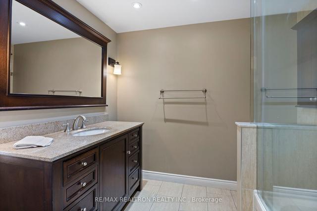 89 Lisa Cres, House detached with 4 bedrooms, 4 bathrooms and 5 parking in Vaughan ON | Image 20