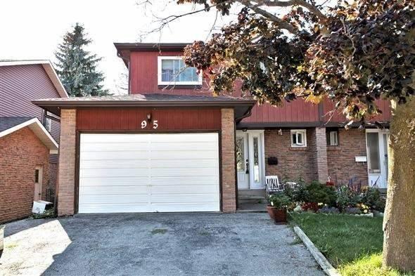 95 Homedale Dr, House semidetached with 3 bedrooms, 3 bathrooms and 2 parking in Toronto ON | Image 1