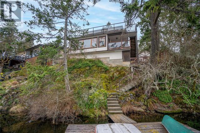 4895 Prospect Lake Rd, House detached with 4 bedrooms, 3 bathrooms and 6 parking in Saanich BC | Image 50