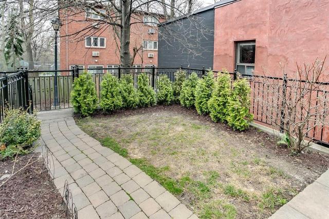 Th1 - 645 Davenport Rd, Townhouse with 2 bedrooms, 2 bathrooms and 1 parking in Toronto ON | Image 18