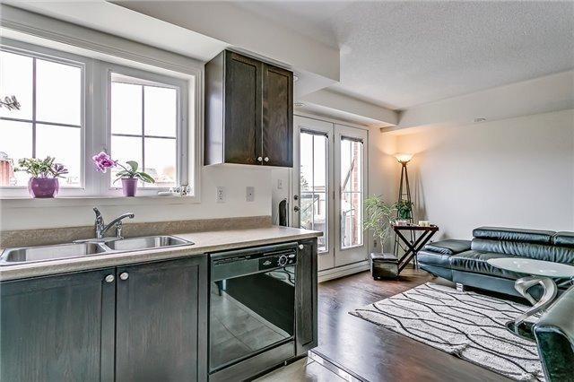 3 - 2563 Sixth Line, Townhouse with 2 bedrooms, 2 bathrooms and 1 parking in Oakville ON | Image 6