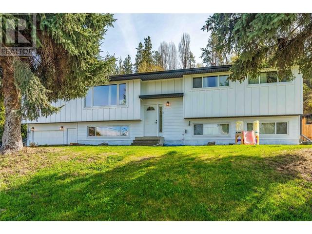 1995 Hollywood Road, House detached with 5 bedrooms, 2 bathrooms and 4 parking in Kelowna BC | Image 1