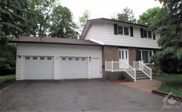 28 Aero Drive, House detached with 4 bedrooms, 3 bathrooms and 6 parking in Ottawa ON | Image 2