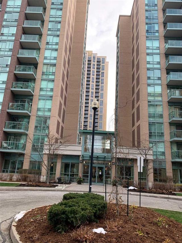 1005 - 7 Michael Power Pl, Condo with 1 bedrooms, 1 bathrooms and 1 parking in Toronto ON | Image 1