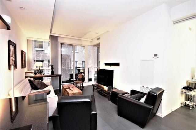 607 - 70 Temperance St, Condo with 1 bedrooms, 1 bathrooms and 0 parking in Toronto ON | Image 27