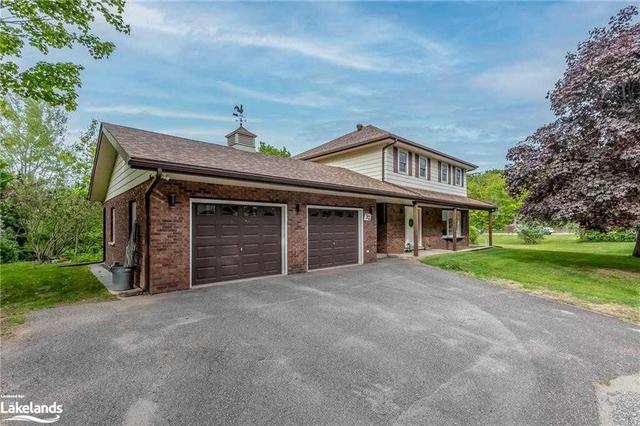 32 West Rd, House detached with 4 bedrooms, 4 bathrooms and 8 parking in Huntsville ON | Image 12