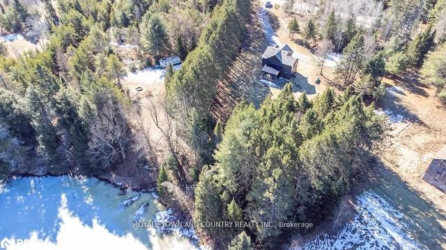 16 Austin Dr, House detached with 3 bedrooms, 3 bathrooms and 6 parking in Kawartha Lakes ON | Image 35