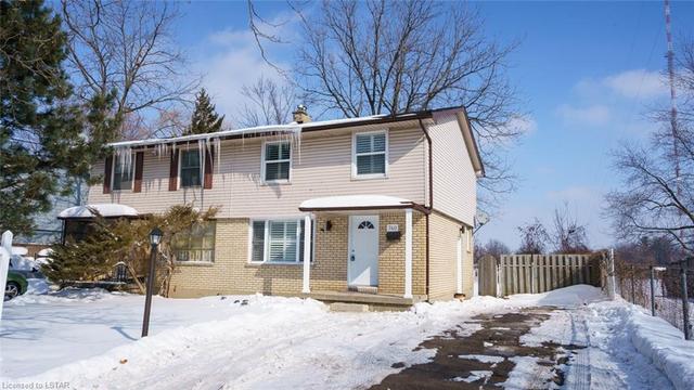 740 Notre Dame Drive, House semidetached with 3 bedrooms, 1 bathrooms and 4 parking in London ON | Image 25